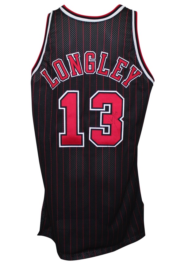 Lot Detail - 1996-97 Luc Longley Chicago Bulls Game-Used
