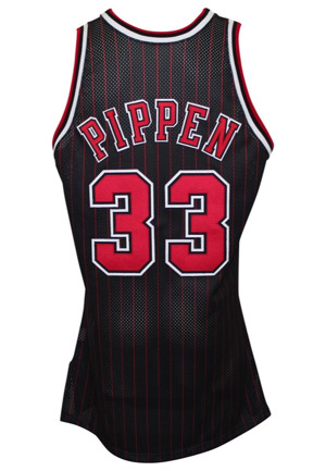 1996-97 Scottie Pippen Chicago Bulls Game-Used Black Alternate Pinstripe Jersey (Championship Season)