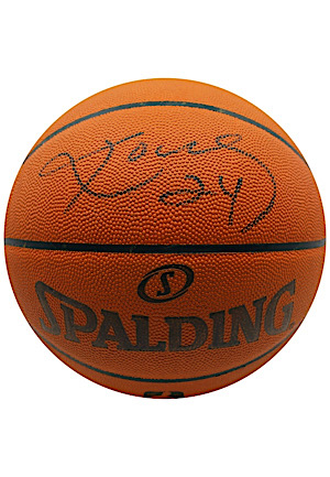 Kobe Bryant Single-Signed Spalding Official Game Ball