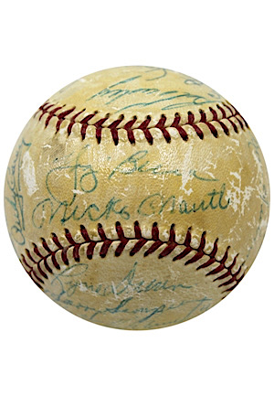 1958 New York Yankees Team-Signed OAL Baseball (Championship Season)
