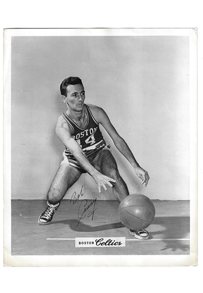 1952-53 Bob Cousy Boston Celtics 8x10 B&W Original Team Issue Photo