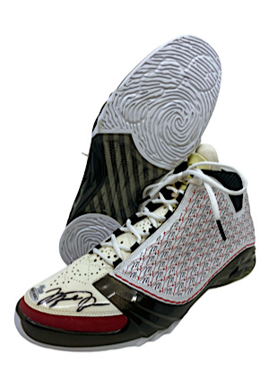 Michael Jordan Autographed Jordan XXIII LE Shoes (UDA • 10/23)