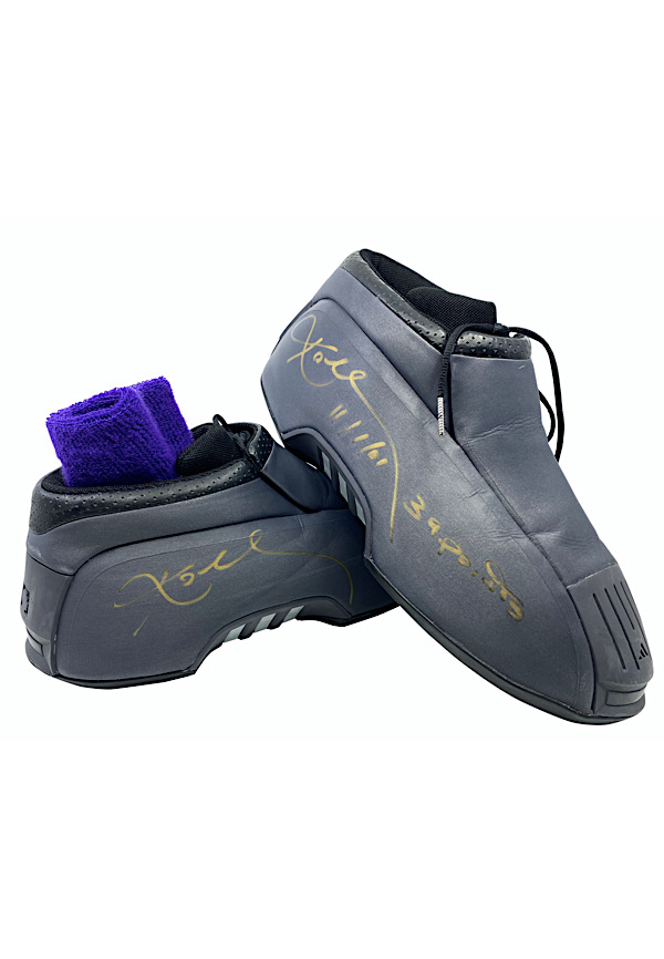 Lot Detail - 11/1/2001 Kobe Bryant Los Angeles Lakers Game-Used  Dual-Autographed & Inscribed 