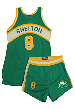 1980s Lonnie Shelton Seattle SuperSonics Game-Used Uniform (2)