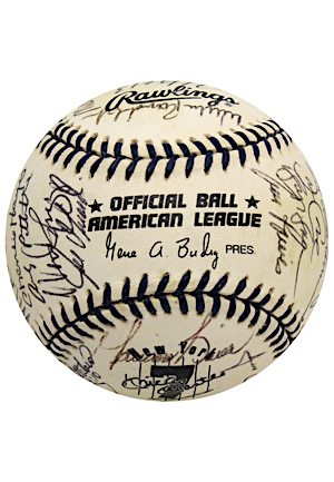 1996 New York Yankees Team-Signed OAL "Mickey Mantle Day" Baseball (Championship Season)