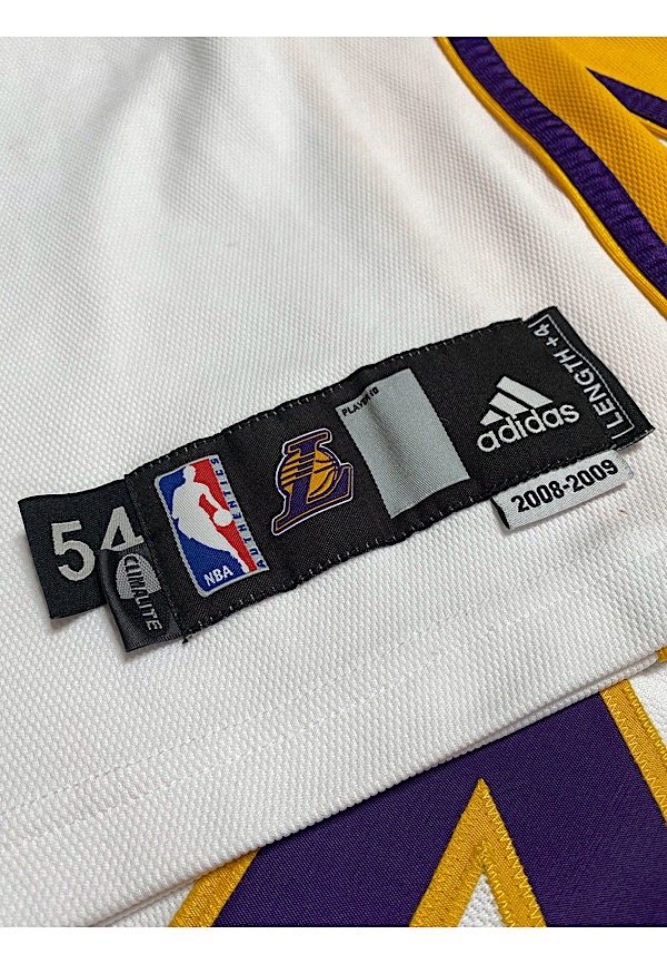 Lot Detail - 2008-09 Kobe Bryant Los Angeles Lakers Game-Used & Autographed  Home Jersey (Full JSA LOA • Championship Season • NBA Finals MVP • Prepared  For Game 6 Of NBA Finals)