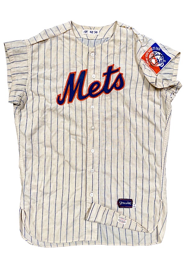 Lot Detail - 1962 Gil Hodges New York Mets Game-Used Home Flannel Jersey  (Photo-Matched To His First Mets Jersey From The Franchises Inaugural  Season)