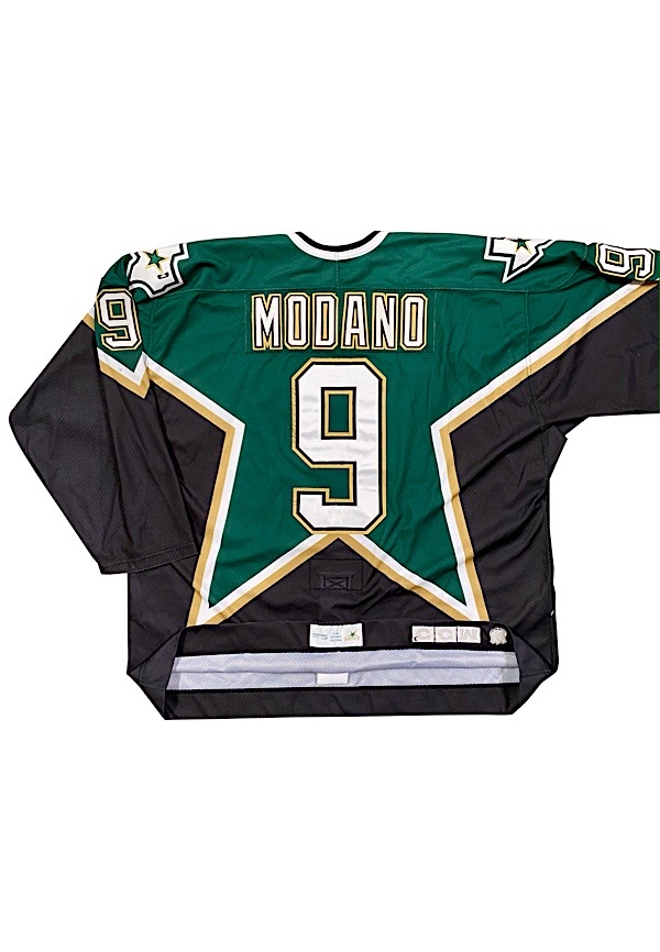Mike Modano Signed Dallas Stars Jersey (JSA COA) 1999 Stanley Cup Champion