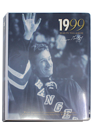 1999 Upper Deck Wayne Gretzky Autographed Card Album 