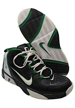 2008-09 Paul Pierce Boston Celtics Game-Used & Dual-Autographed Shoes