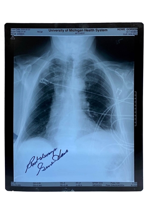 Gordie Howes Signed Personal Hospital Chest X-Ray (Full JSA)