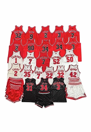 2000s Chicago Bulls Game-Used & Signed Jerseys & Uniforms (24)