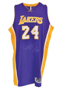 1/7/2015 Kobe Bryant Los Angeles Lakers Game-Used & Autographed Road Jersey