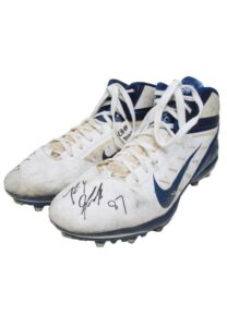 11/18/2012 Rob Gronkowski New England Patriots Game-Used & Twice-Autographed Cleats