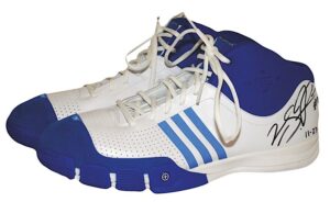 11/27/2007 Derrick Rose Memphis Tigers Game-Used & Autographed Sneakers