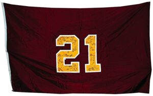 11/30/2008 Sean Taylor Memorial Flag that Flew Over Fed Ex Field Autographed by Entire 53 Man Roster