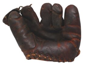 1942 Ken Keltner Cleveland Indians Game-Used Fielders Glove