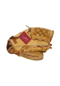 1968 Roberto Clemente Pittsburgh Pirates Game-Used Glove