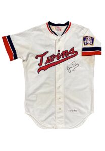 1972 Jim Perry Minnesota Twins Game-Used & Signed Home Jersey