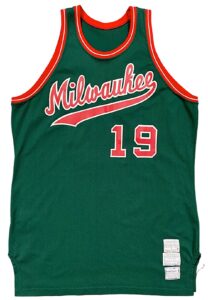 1973-74 Dick Cunningham Milwaukee Bucks Game-Used Jersey