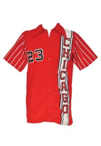 1974-75 Rowland Garrett Chicago Bulls Worn Warm-Up Jacket