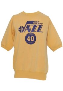 1974-75 Walt Bellamy New Orleans Jazz Practice Worn Sweat Suit