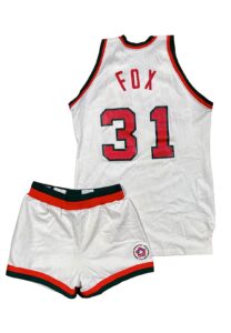 1975-76 Jim Fox Milwaukee Bucks Game-Used Uniform