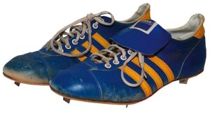 1976 Hank Aaron Milwaukee Brewers Game-Used Cleats