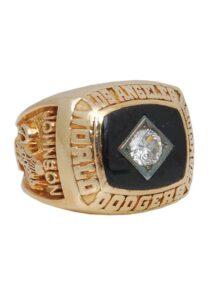 1981 Terry Johnson Los Angeles Dodgers World Championship Ring