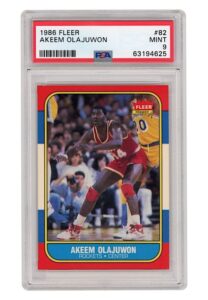 1986 Fleer Akeem Olajuwon #82