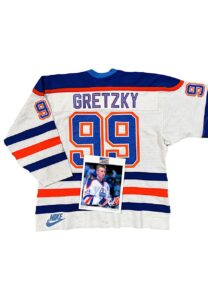 1988 Wayne Gretzky Edmonton Oilers Stanley Cup Clinching Game-Used Jersey