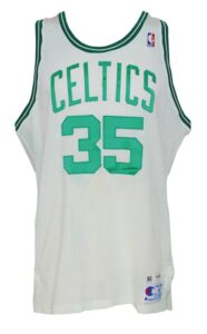 1990-1991 Reggie Lewis Boston Celtics Game-Used Home Uniform (2)