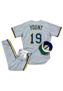 1991 Robin Yount Milwaukee Brewers Game-Used & Autographed Uniform & Cap