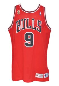 1995-96 Ron Harper Chicago Bulls NBA Finals Game-Used & Autographed Road Jersey