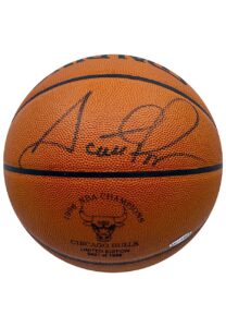 1996 Scottie Pippen Chicago Bulls NBA Champions Signed LE Basketball