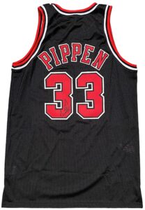 1997-98 Scottie Pippen Chicago Bulls Game-Used Alternate Jersey