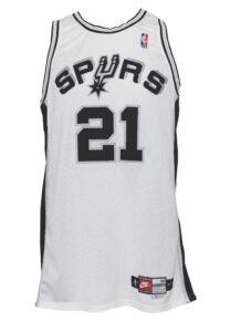 1999-00 Tim Duncan San Antonio Spurs Game-Used Home Jersey 