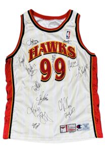 1999-20 Atlanta Hawks Team Signed Pro-Cut Jersey Including Mutombo & Wilkens