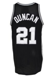 1999-2000 Tim Duncan San Antonio Spurs Game-Used Road Jersey 