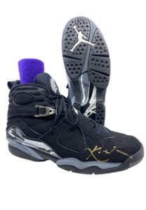 2/19/2003 Kobe Bryant LA Lakers Game-Used & Dual-Autographed 40 Point Air Jordan 8 Shoes & Wristband