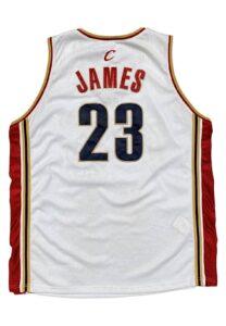 2003-04 LeBron James Cleveland Cavaliers Rookie Signed Pro Cut Jersey