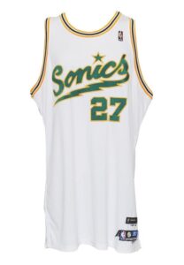 2005-06 Johan Petro Seattle SuperSonics 1967-68 Retro Game-Used Home Jersey