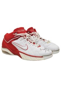 2005-06 Sam Cassell Los Angeles Clippers Game-Used and Autographed Sneakers