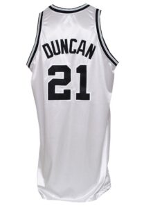 2006-07 Tim Duncan San Antonio Spurs 1973-74 TBTC Game-Used Silver Alternate Jersey