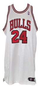 2006-2007 Ben Wallace Chicago Bulls Game-Used Home Jersey & 2006-2007 Tyrus Thomas Rookie Chicago Bulls Game-Used Home Jersey