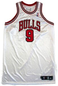 2006-2007 Luol Deng Chicago Bulls Game-Used Home Uniform