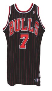 2007-2008 Ben Gordon Chicago Bulls Game-Used & Autographed Road Alternate Turn-Back-the-Clock Jersey