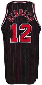 2007-2008 Kirk Hinrich & Drew Gooden Chicago Bulls Game-Used & Autographed Road Alternate Turn-Back-the-Clock Jerseys