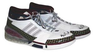 2007 Kevin Garnett Minnesota Timberwolves Game-Used & Autographed Las Vegas All-Star Game Shoes