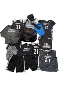 2007 Kevin Garnett Minnesota Timberwolves Practice Worn Ensemble & All-Star Game Travel Bag